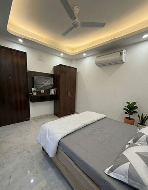 Bedroom in  Pg at Sushant Lok I – for Rent