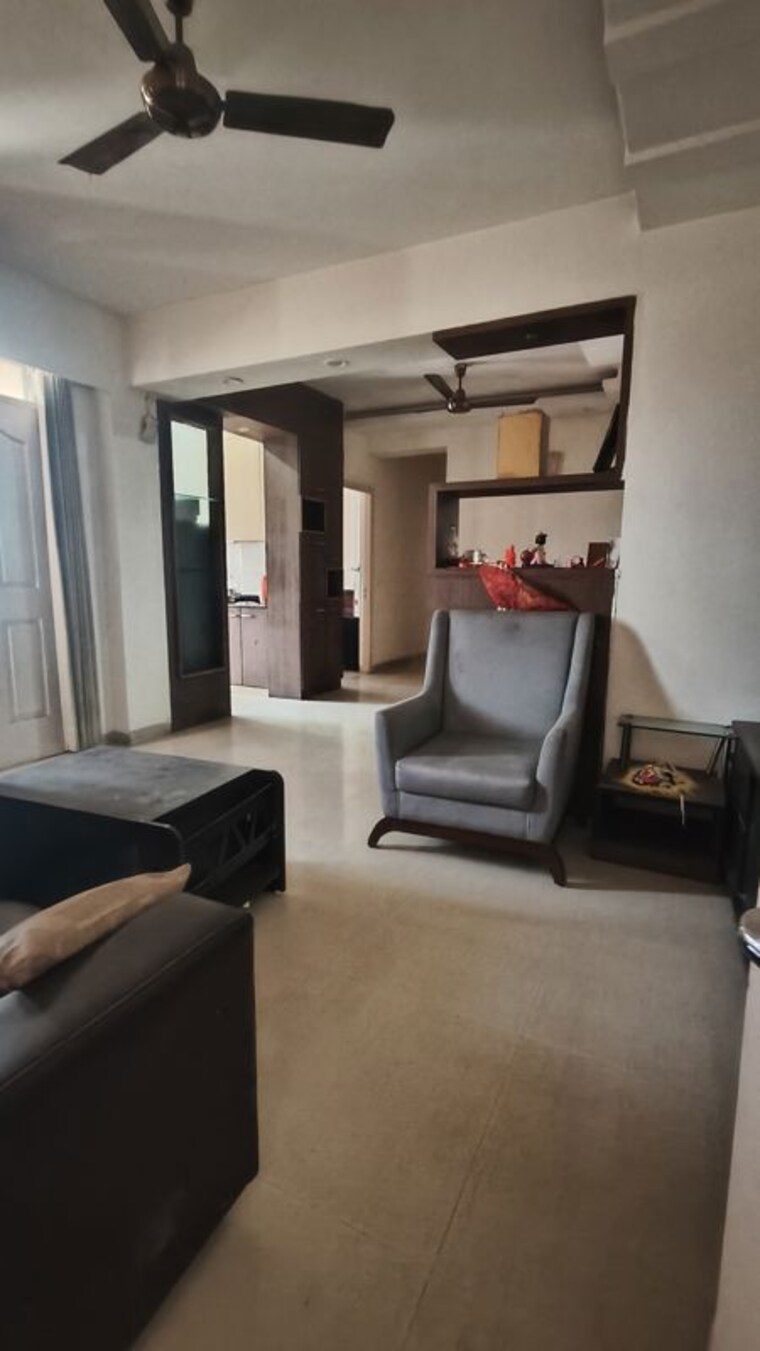 Living Room, tulip-white 3 Bedroom 1326 Sq.Ft. Apartment In Sector 69 Gurgaon 10318272