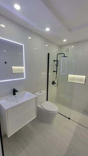 Bathroom in 4 BHK Villa at Lingapura – for Sale