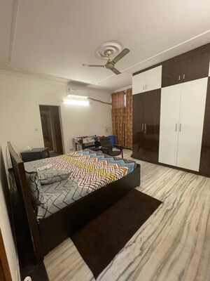 Bedroom in 3 BHK Builder Floor at MVL IPark, Sector 15 – for Rent