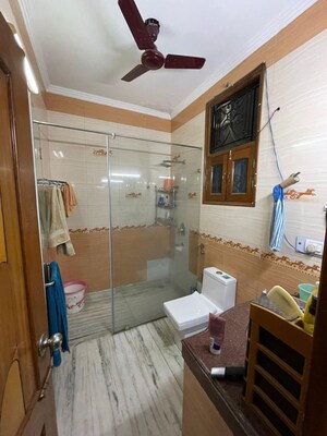 Team Area in 3 BHK Builder Floor at MVL IPark, Sector 15 – for Rent