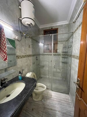 Bathroom in 3 BHK Builder Floor at MVL IPark, Sector 15 – for Rent
