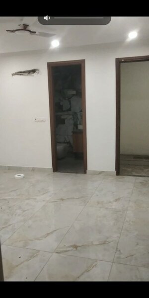 3 BHK Builder Floor For Rent in Madhu Vihar