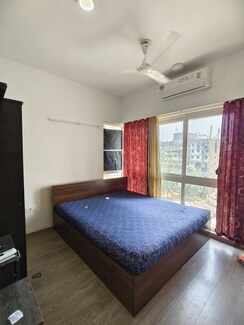2 BHK Apartment For Rent in Omkar Ananta