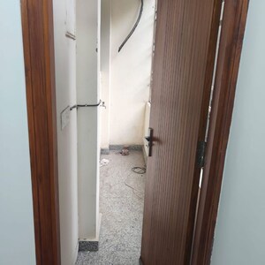 Building Lobby in 3 BHK Builder Floor at Janakpuri – for Rent