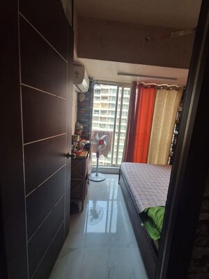 Bedroom in 1.5 BHK Apartment at Borivali East – for Sale