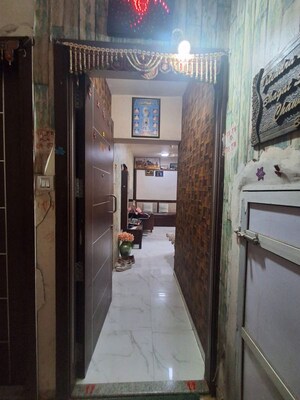 1.5 BHK Apartment – Entrance View at Borivali East - for Sale