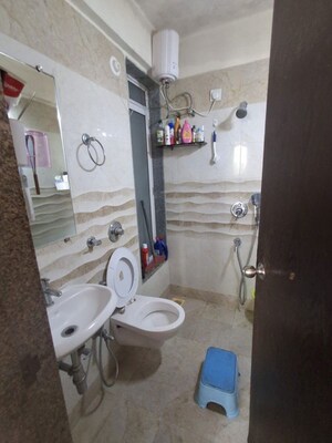 Bathroom in 1.5 BHK Apartment at Borivali East – for Sale