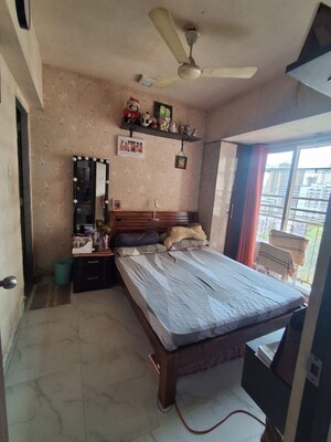Kitchen in 1.5 BHK Apartment at Borivali East – for Sale