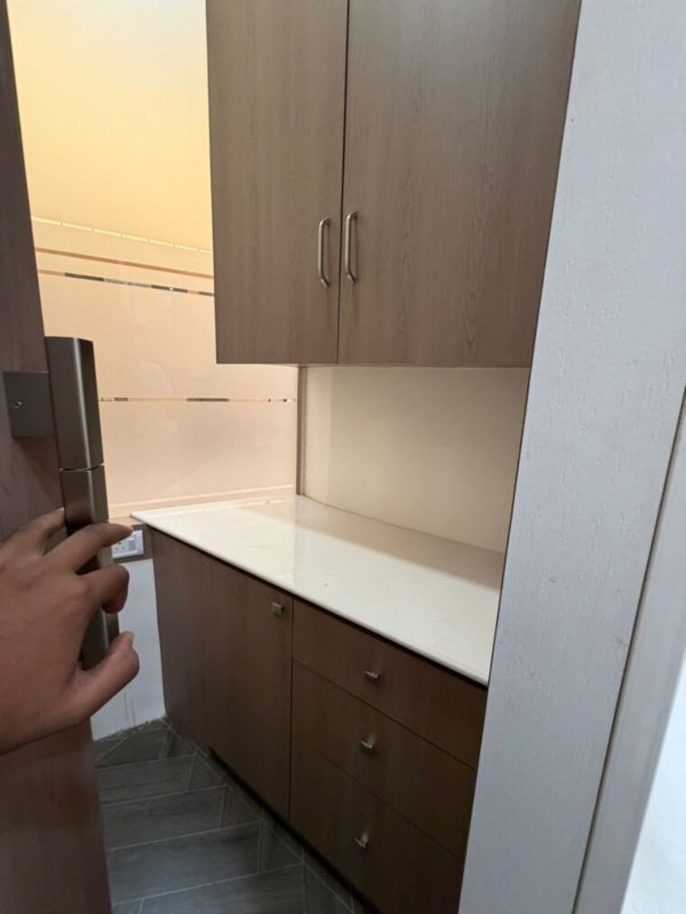 Kitchen, express-zone Commercial Office Space 550 Sq.Ft. In Malad East Mumbai 10318365