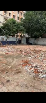 840 Sq.Yd. Land in Himayat Nagar