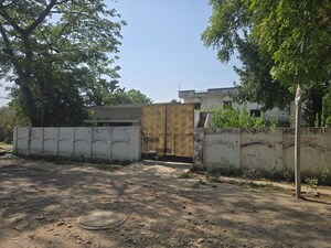  Warehouse – Exterior View View at Aiman House, Mahanagar - for Rent