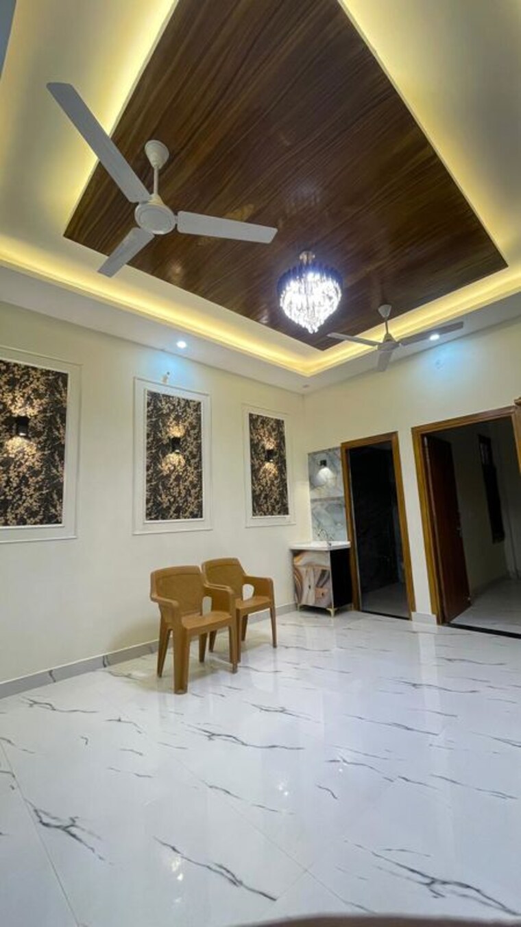 Living Room, shimla bypass road 4 Bedroom 88 Sq.Yd. Independent House In Shimla Bypass Road Dehradun 10318402