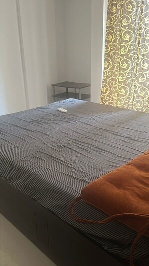 Bedroom in 3 BHK Apartment at Balewadi – for Rent