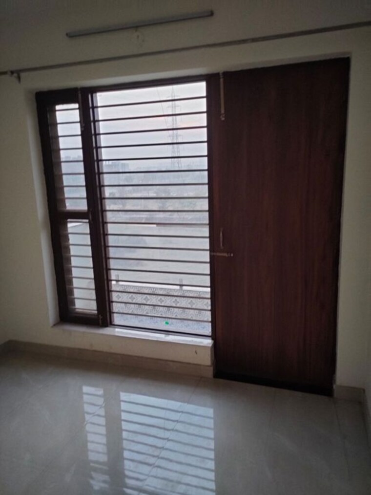 Room, sector 78 3 Bedroom 160 Sq.Yd. Builder Floor In Sector 78 Faridabad 10318382