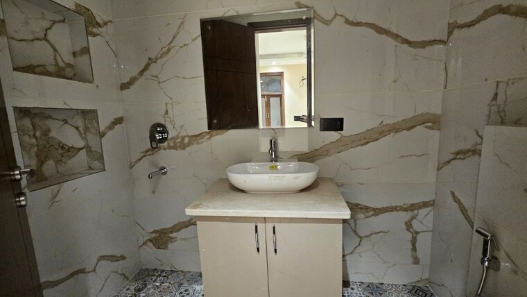 Bathroom, saket 2 Bedroom 850 Sq.Ft. Builder Floor In Saket Delhi 10318417