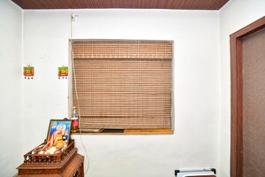 Furnished Amenities in 2 BHK Apartment at Vishal Nagar – for Rent