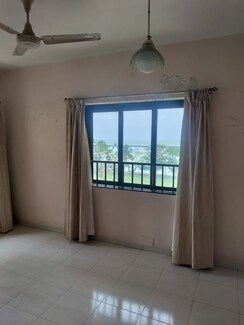 1 BHK + Pooja Room,Study Room Apartment For Rent in Maker Tower