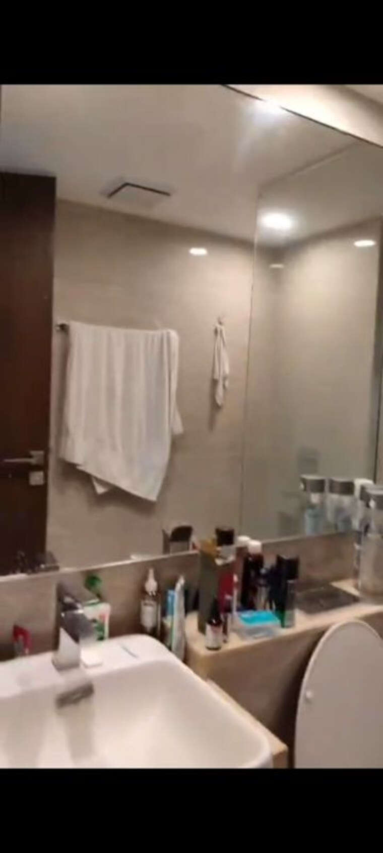 Bathroom, castle-rock 2 Bedroom 629 Sq.Ft. Apartment In Powai Mumbai 10318487