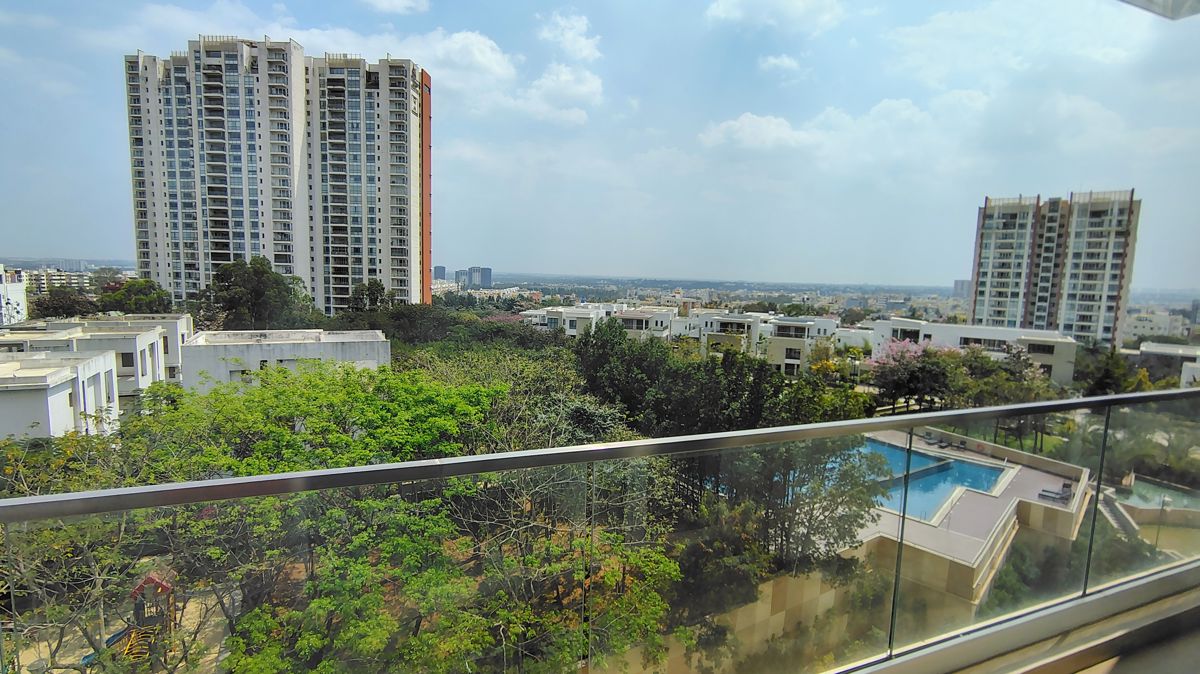 4 BHK + Servant Room,Study Room 4200 Sq.Ft. Apartment in Prestige White Meadows