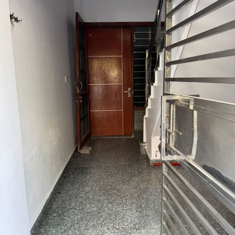 undefined, new industrial township 2 3 Bedroom 1620 Sq.Ft. Independent House In New Industrial Township 2 Faridabad 10318608