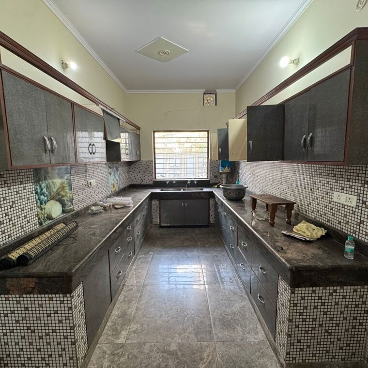 Kitchen, new industrial township 2 3 Bedroom 1620 Sq.Ft. Independent House In New Industrial Township 2 Faridabad 10318608