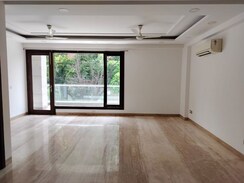 4 BHK + Servant Room Builder Floor For Sale in Green Park Extension