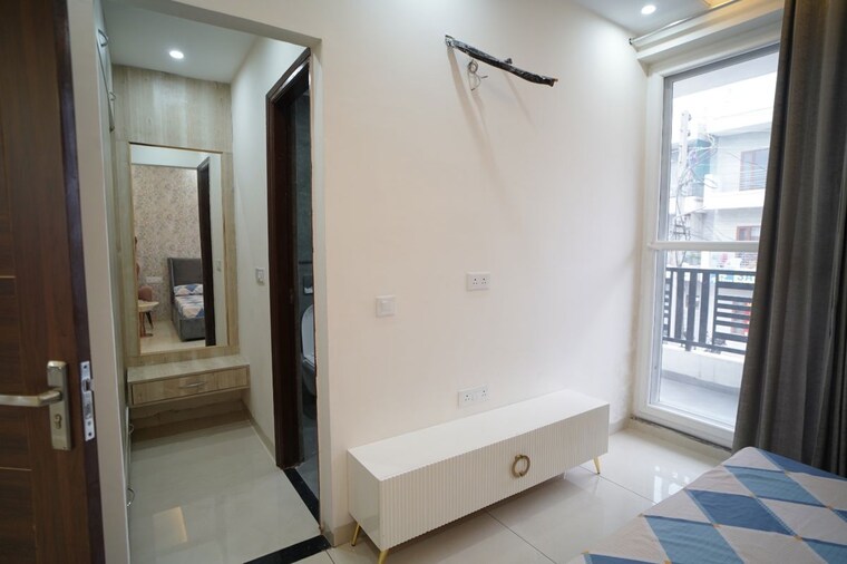 Living Room, shri-northview-avenue 3 Bedroom 150 Sq.Yd. Apartment In Dyalpur Zirakpur 10318605