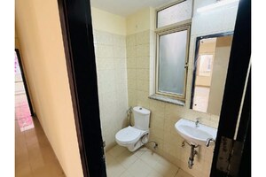 Bathroom in 3 BHK Builder Floor at Unitech Woodstock Floors, Sector 50 – for Rent