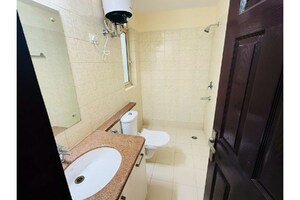 Bathroom in 3 BHK Builder Floor at Unitech Woodstock Floors, Sector 50 – for Rent