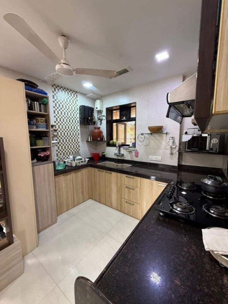 Kitchen, lake-view-bandra 3 Bedroom 1200 Sq.Ft. Apartment In Bandra West Mumbai 10318475