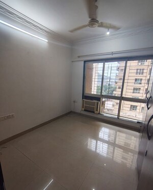 Room in 2 BHK Apartment at Nahar Amrit Shakti Frangipani, Chandivali – for Rent