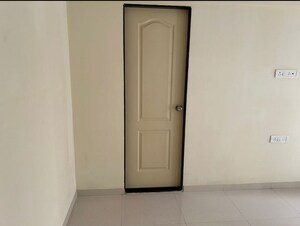 Master Bedroom in 1 BHK Apartment at Dadar West – for Rent