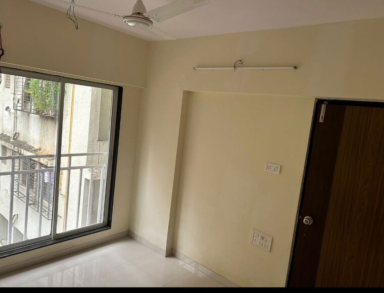 Room, dadar west 1 Bedroom 525 Sq.Ft. Apartment In Dadar West Mumbai 10297104