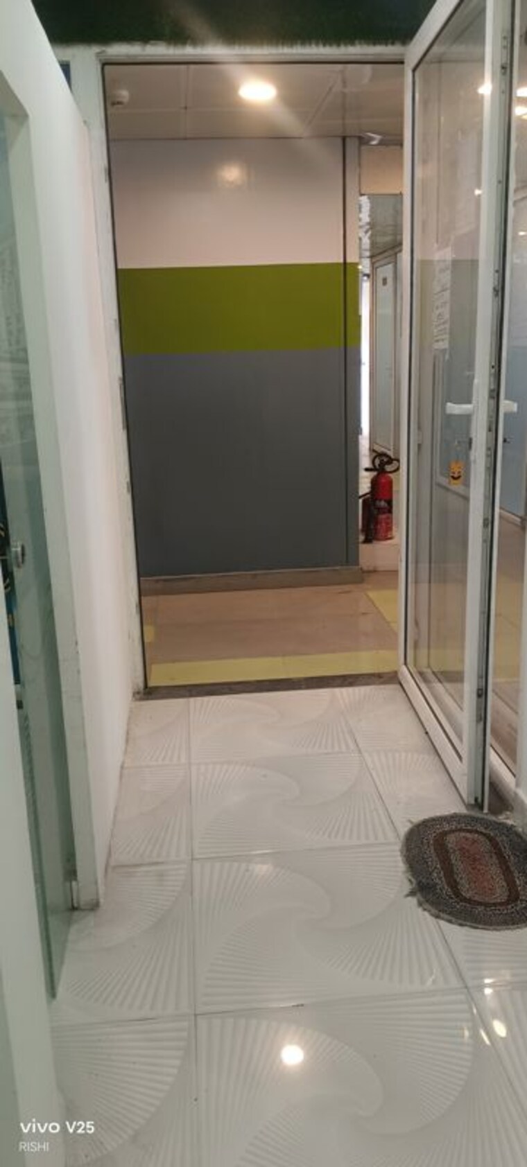 Bathroom, gaur-city-mall Commercial Office Space 200 Sq.Ft. In Sector 4 Greater Noida Greater Noida 10318666