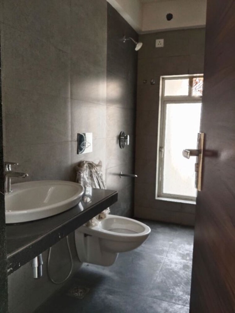 Bathroom, anusmera-residences 3 Bedroom 1820 Sq.Ft. Apartment In Chembur Mumbai 10318668
