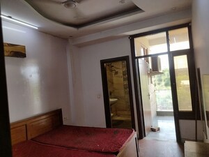 Bedroom in 2 BHK Builder Floor at Shakti Khand – for Rent