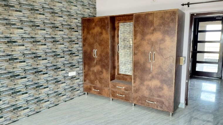 Room, sunny enclave 3 Bedroom 200 Sq.Ft. Builder Floor In Sunny Enclave Mohali 10318694