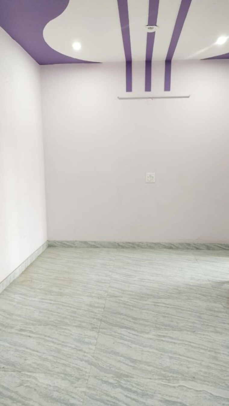 Room, sunny enclave 3 Bedroom 200 Sq.Ft. Builder Floor In Sunny Enclave Mohali 10318694