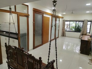 Living Room in 3 BHK Villa at Chembur – for Rent