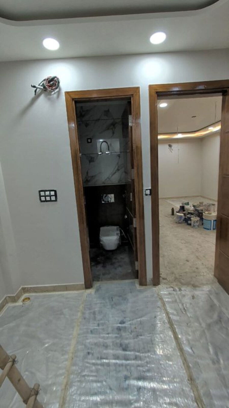 undefined, pitampura 2 Bedroom 1000 Sq.Ft. Builder Floor In Pitampura Delhi 10318757