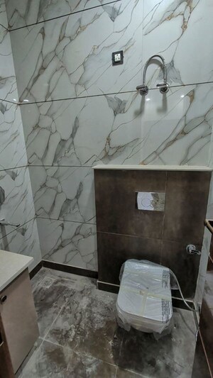 Bathroom in 2 BHK Builder Floor at Pitampura – for Rent