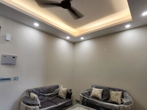 Living Room in 1 BHK Builder Floor at Ardee City, Sector 52 – for Rent