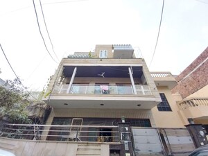 3 BHK Builder Floor For Sale in Sushant Lok I