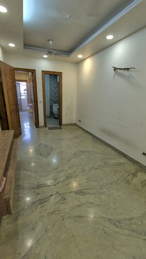 2 BHK Builder Floor For Rent in Pitampura