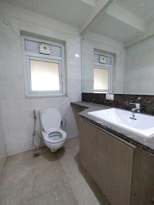 Bathroom in 4 BHK Apartment at DLF Regal Gardens, Sector 90 – for Sale