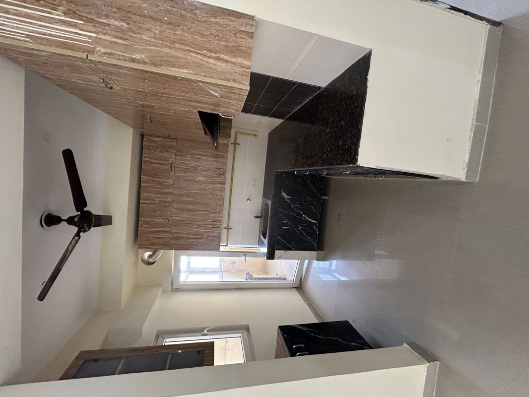 3 BHK Apartment For Rent in Paramount Floraville
