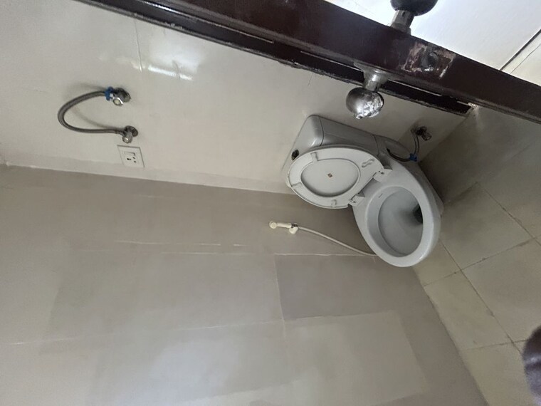 Bathroom, paramount-floraville 3 Bedroom 1270 Sq.Ft. Apartment In Sector 137 Noida 10318808
