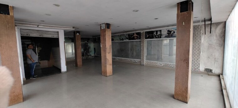  Parking, rohini sector 8 Commercial Co Working Space 900 Sq.Ft. In Rohini Sector 8 Delhi 10318841