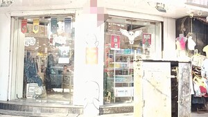  Shop For Rent in Hill Road CHS, Bandra West